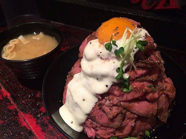 あやぷ on Instagram: “胃が拡張した。..#ローストビーフ丼 #大盛りで #身体 #重い” (52960)