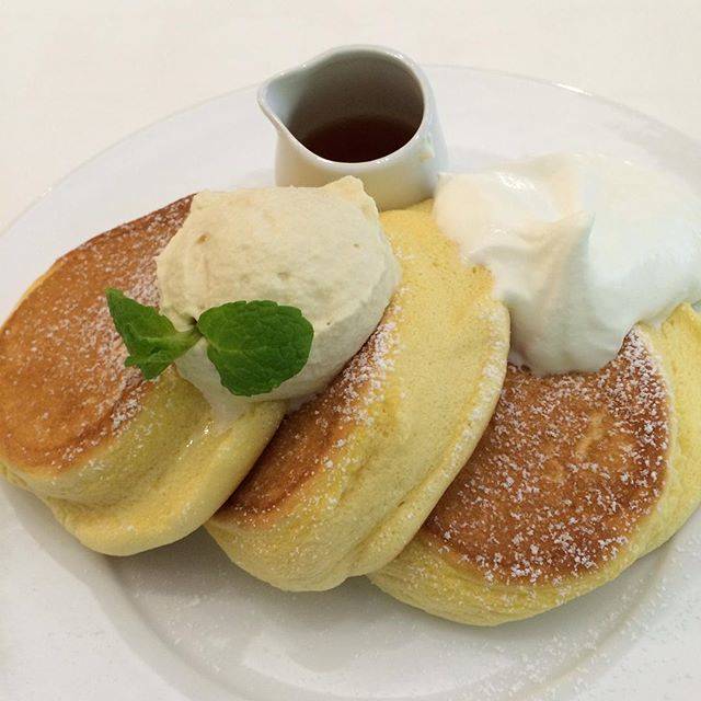 かみちえ on Instagram: “幸せのパンケーキ✨ 本当にフワフワだった😋#表参道#パンケーキ#幸せのパンケーキ表参道” (52999)