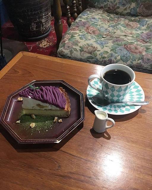 Yuubi Ｎomura on Instagram: “・夜の中崎町で居心地抜群なカフェ見つけた🗽☕️〻・・・#中崎町 #紫芋モンブラン #秋限定に弱い #大阪カフェ” (53132)