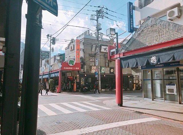 haruka on Instagram: “👣・・ちょっといつもと違う感じ。こんなとこもたまにはいいよね、・食べてないよ。ただ歩いただけ、笑・・#月島もんじゃストリート・#stroll #street #tukisima #monjya #monjyastreet #l4l” (54538)