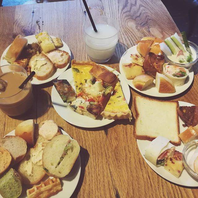 サキ on Instagram: “.いつも映えを忘れてしまうおいしかった〜！#ファクトリーカフェ” (56268)