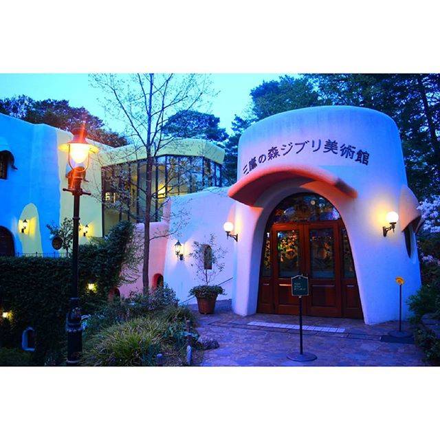 azu.k on Instagram: “閉館後の感じ好きだな～#三鷹の森ジブリ美術館 #閉館 #ジブリ #nikon #nikond5500 #ファインダー越しの世界 #写真好きな人と繋がりたい #japan #studioghibli” (56828)