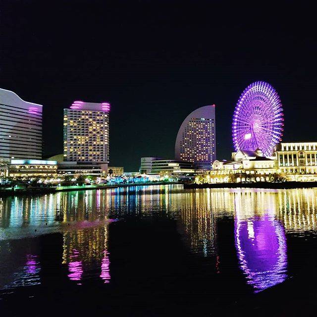 ナイーシャ on Instagram: “My heart burns for the city lights. ✨” (58007)