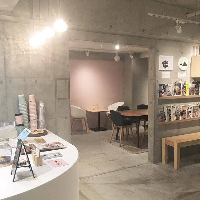 asawa juri on Instagram: “..くすみピンクと水色の店内がかわいすぎた☁️☁️.._ _ _#cafe#domocafe #新大久保カフェ #rili_tokyo #instagood#いいね返し” (58878)