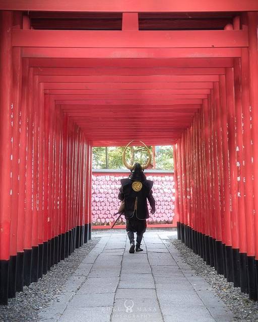 @roku326 on Instagram: “三光稲荷神社(姫亀神社) 〜時の境界〜 ・ 犬山城の登城口にあるハートの絵馬で有名な神社です。 ここで撮った写真、明るめと暗めでかなり印象が違って楽しかったです。なんとなくインスタ映えな感じがするのでpostは明るめのにします。(あざとい) ・…” (59540)