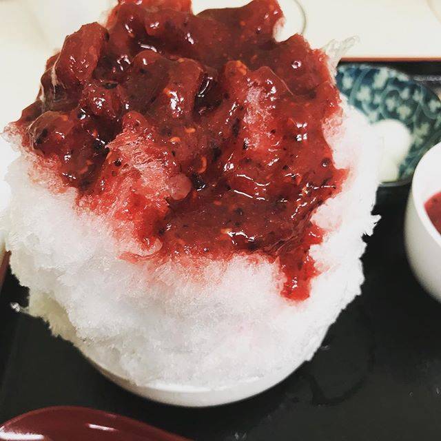 mimo on Instagram: “今年初かき氷！いちごじゃありません！ベリーベリー！#かき氷 #ひなさく堂 #甘いもの大好き #野方” (59625)