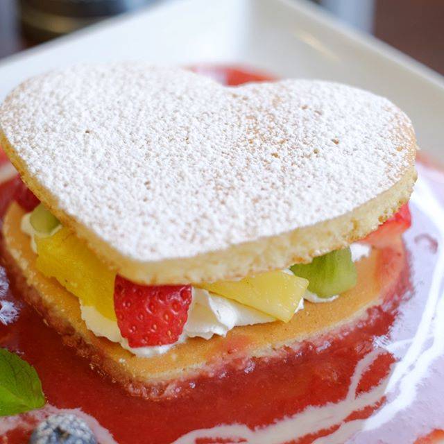 MINO OKADA あんくらふと on Instagram: “お友達が食べた♥のパンケーキも果物いっぱい美味しそうでした♪#フルーツキッチンほのか#パンケーキ” (60913)