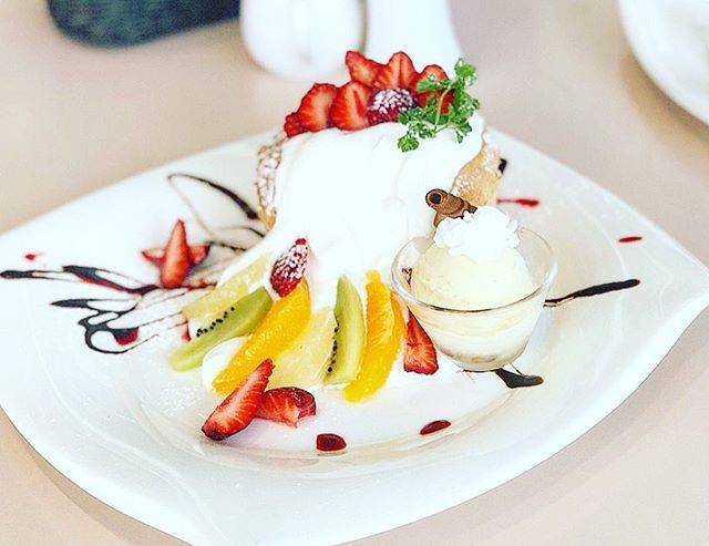 miiiko on Instagram: “' ' ' ▶︎The grand Cafe ❶ ' ▷手造りホワイトシフォン 季節のフルーツ ' ' 久しぶりに来たグラン☝︎ ' ' 開放感あってゆっくり話せるし好き♡︎ʾʾ ' ' '…” (60939)