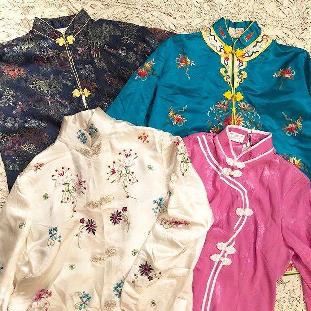 BIG TIME 下北沢 on Instagram: “【China shirt】色鮮やかなチャイナシャツがたくさん入荷致しました！細やかな刺繍やかわいいチャイナボタン、是非とも店頭でご覧ください♪#vintage #ヴィンテージ #下北沢古着” (60988)