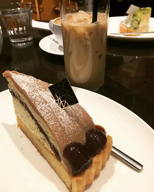 ke1ko⋈*｡ on Instagram: “アメコ&ランチの後は...🍰🍴 別腹に入れときました♬︎♡ 話の登場人物は基本がんちゃんと今市くん💙🌈 ◆ ◇ #デザート#スイーツ#dessert#sweets#ケーキ#cake#タルト#tarte#カフェラテ#cafelatte…” (61033)