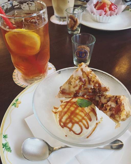 kiyamasako_twogger on Instagram: “美味しくて潤う🍨☕サンドイッチも食べたかったな🤤☁＃フロインドリーブ#神戸” (62020)