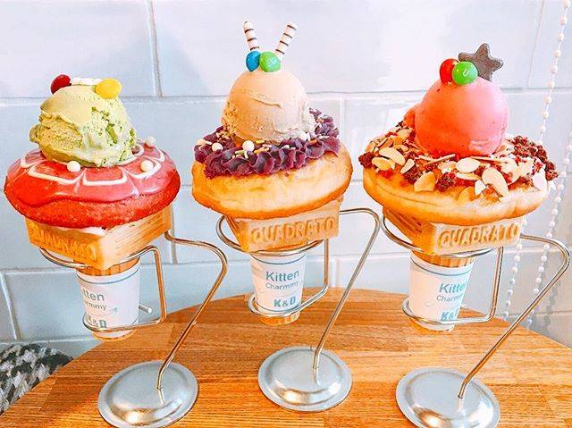 Chika on Instagram: “.アイスとドーナツが選べて楽しいシステム🦄🌈見た目だけじゃなくてドーナツも優しいお味で良き🍩” (62453)
