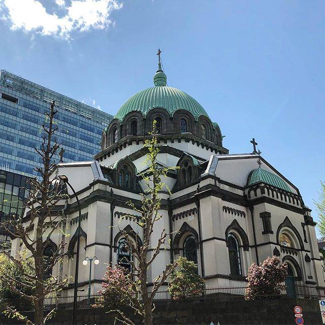 Tom K. on Instagram: “#stnicholaschurch #ochanomizu #tokyo #church #bluesky #ニコライ堂 #駿河台 #御茶ノ水 #教会 #青空 #東京 #東京散歩 A beautiful spring day in Tokyo!” (66588)