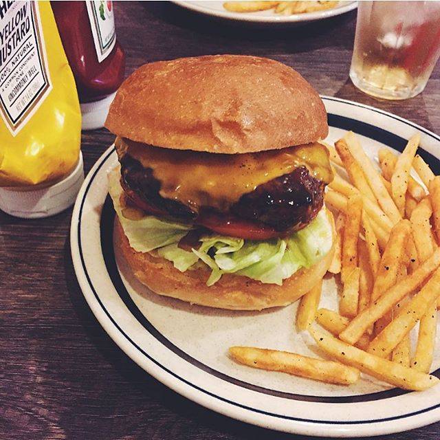 NAO ⁑ ARCONANAN on Instagram: “昨日何かのテレビでハンバーガー見てから今日はどうしても食べたかったので…😋🍔🇺🇸阿波座にこんな美味しいとこがあったとは…🗯🗯#バーガリオン #🍔#トッピング色々したかったけど今日は控えめに#明日も食べたい” (67045)