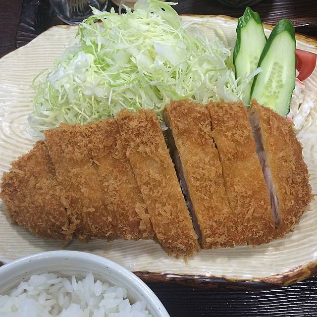 Shintaro Watanabe on Instagram: “とんかつ定食。肉屋の定食屋はやっぱり美味しい(^^)” (67645)