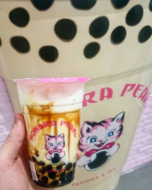 susumu on Instagram: “これ☝うま〰い❗(*^O^*)🎵 『ノナラパール』頼んだのは📝 「黒糖牛乳タピオカ」#ノナラパール#黒糖牛乳タピオカ#原宿#ラフォーレ原宿#タピオカ#黒糖#牛乳#猫#タピ活” (75741)
