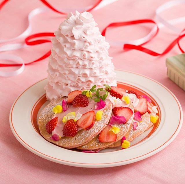 EGGS ’N THINGS JAPAN on Instagram: “【Eggs 'n Things Limited menu】﻿﻿﻿﻿﻿ ﻿ 3月22日（金）から4月25日（木）﻿ 期間限定販売のパンケーキ🥞🍴﻿ #いちごと桜ホイップのパンケーキ は、﻿桜の季節らしくピンク色で彩り鮮やか・・・❤﻿…” (78524)