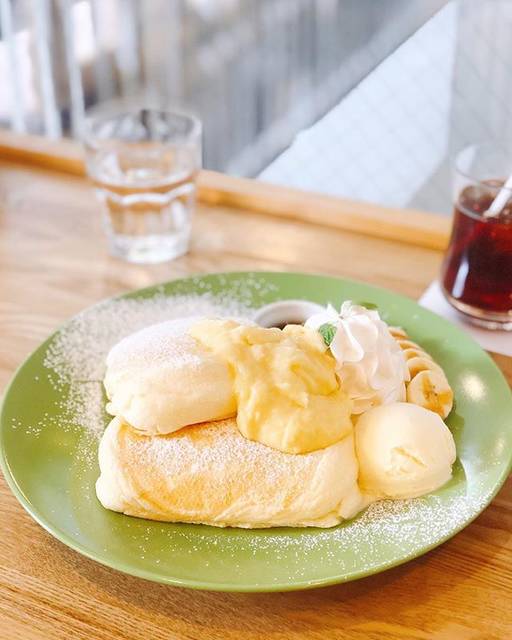 sawara / yuhki kimura on Instagram: “. レモンバターソースのふわとろパンケーキ🍋🥞 . ... #レモンパンケーキ #lemonpancakes #パンケーキ #pancake #渋谷カフェ #渋谷パンケーキ #🥞 #🍋 #ワーキングホリデーコネクション #workingholidayconnection…” (78541)