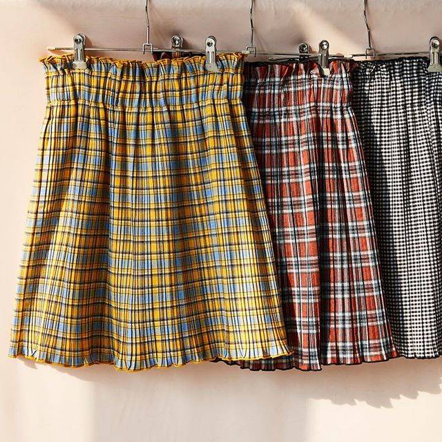 WEGO on Instagram: “✔︎waist shirring mini skirt pants¥ 2,990＋tax#wego#ウィゴー#ladies#レディース#fashion” (80120)
