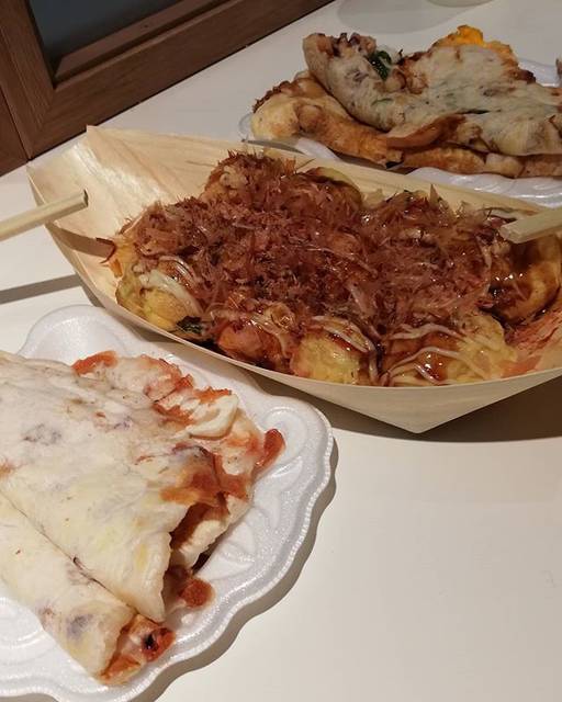 enaka on Instagram: “１年分のいか焼きを昨日今日で食べました#阪神百貨店#スナックパーク#いか焼き#たこ焼き” (80472)