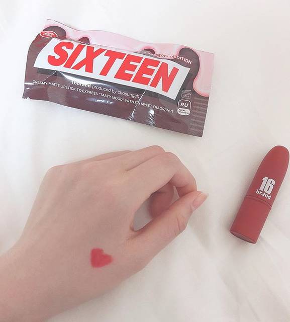 유성 on Instagram: “sixteenのリップ欲しかったの買えた😚見た目とか発色とかめっちゃかわいい  #sixteen #リップ #16 #한국 #귀여워 #red #fff #f4f #follow4followback #i4i #followforfollowback #heart #rip…” (81410)
