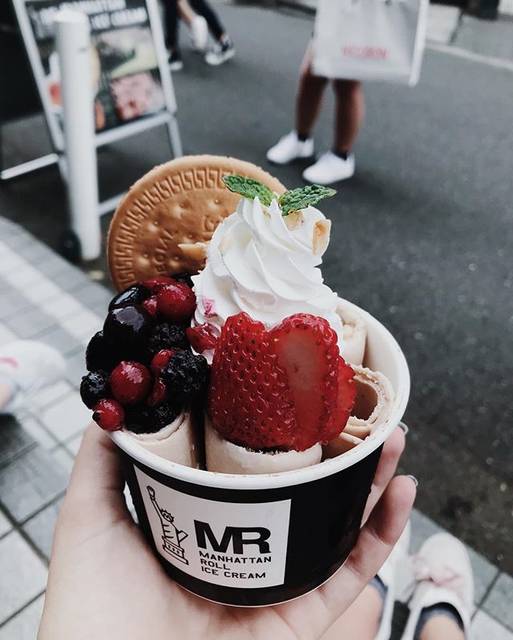 @mayasakuragray on Instagram: “roll ice cream is the best kinda ice cream 🍦” (81426)