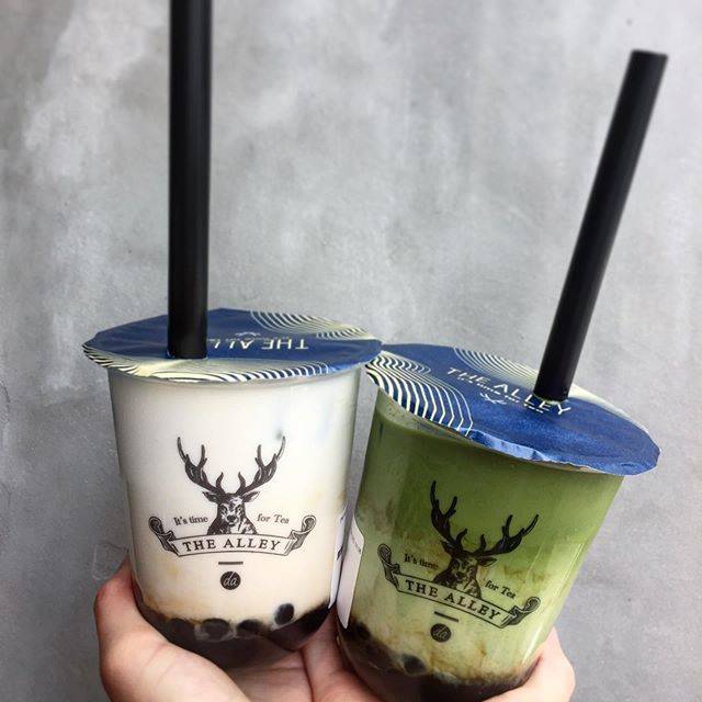 しぴ on Instagram: “🦌* . THE ALLEY 四条店❤︎❤︎ . 黒糖タピオカラテと 黒糖抹茶ラテ☺︎ . 4月26日open あまりの行列に諦め続けて 三度目の正直でget🙌 . #thealley #ジアレイ  #kyoto #京都 #京都カフェ  #京都スイーツ #京都グルメ…” (82452)