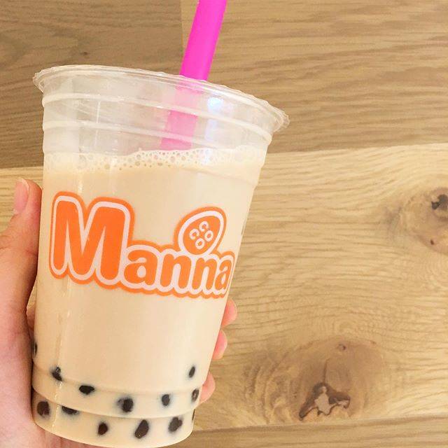 のろのろ on Instagram: “. . ★ココマンナ★ . . 横浜発のお店です✨ 「台湾ミルクティー」を飲みました☺ これも、とってもお茶が美味しい〜❤❤甘さ控えめでも、ミルクが濃厚なので満足感があります！ ☑︎甘さ控えめ ☑︎氷少なめ ☑︎タピオカは小さめもちもち☺ 私の好みでした♡ . .…” (84770)