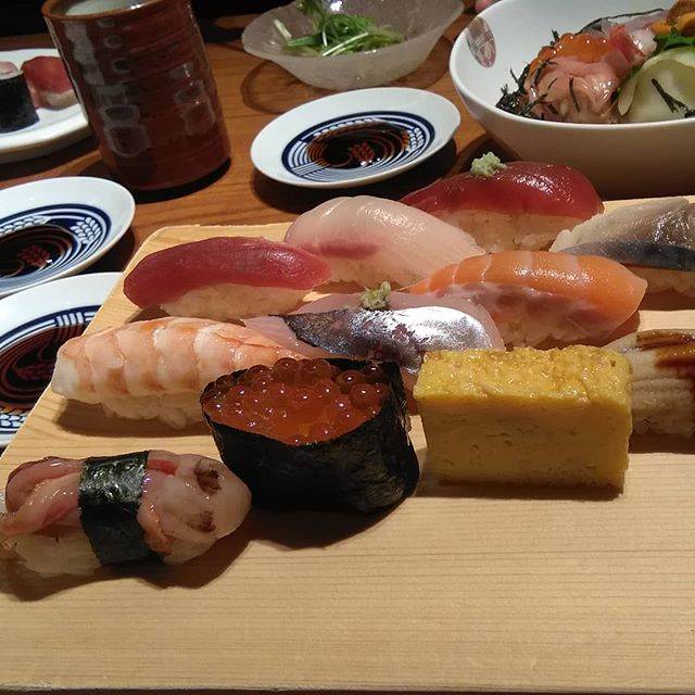 FUJIMURA on Instagram: “#おすすめにぎり#築地玉寿司ささしぐれ表参道ヒルズ店” (86377)