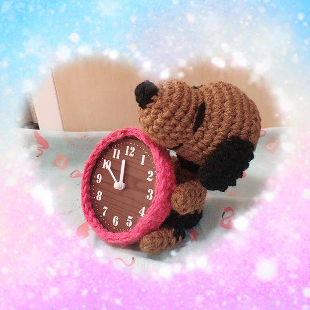 じゅんぽこ☆ on Instagram: “♡ #セリア でかわいい #100均時計 を見つけたから #日焼けスヌーピー とコラボしてみたよ⏰ ♡ 時計のカバーになるかわいい毛糸がなくて、ピンクの麻ひもで編んだのだけど、ブラウンと合ってるかな^^; ♡ ピンクのカバーは取り外しできるから電池交換できます。 ♡…” (87480)