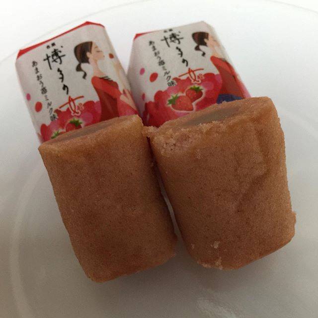 池口由里絵 on Instagram: “夫が会社の方から頂いた「博多の女」あまおういちご🍓ミルク味。博多の女は、私の地元（福岡）でお馴染みのお土産ですが苺🍓ミルク味があるのは、知らなかったです。バームクーヘンの生地にしっかりと苺🍓の味がついていて美味しかったです。#博多の女  #博多の女あまおう苺ミルク味” (87706)