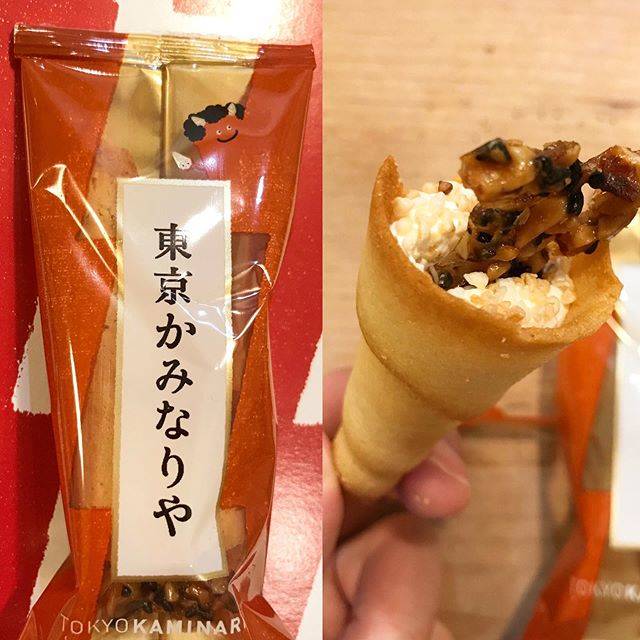村尾 on Instagram: “上にのってるのはサクサクと白いところはふわふわした食感で美味しい #東京土産#東京かみなりや#souvenir” (88001)