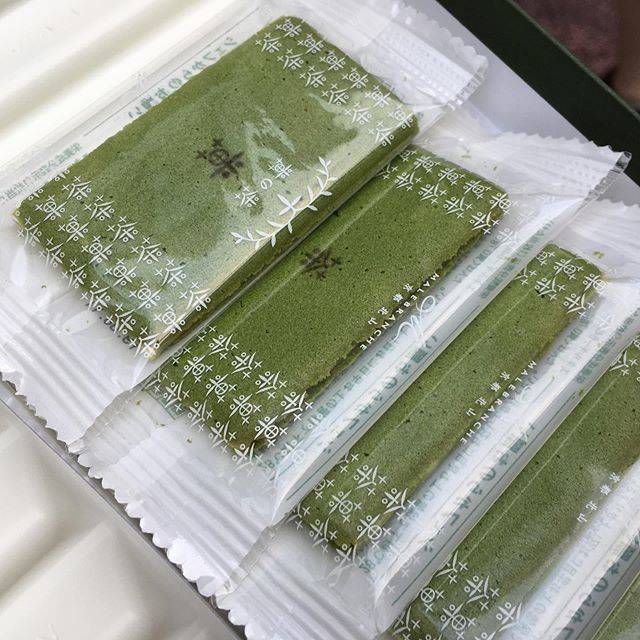 ひびき on Instagram: “...#京都 の #お土産 もらったよ😋💕...#茶の菓 #抹茶 #クッキー” (88092)