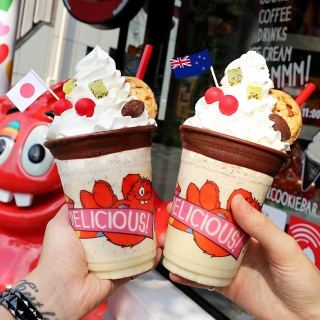 Cookie Time Japan クッキータイム on Instagram: “ニュージーランド名物パブロバケーキをテーマに新シェイク本日より発売！パッションフルーツ味のシェイクにニュージーランドで愛されているトッピング -…” (90192)