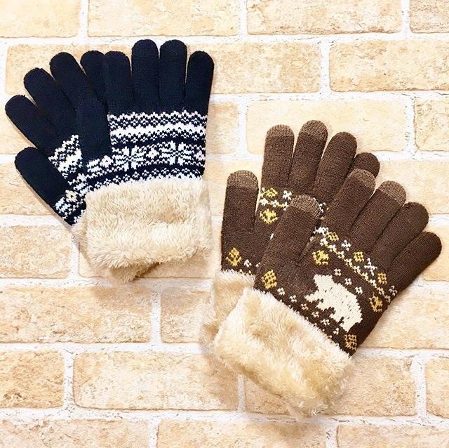Threeppy_official on Instagram: “❤ボア手袋❤ タッチパネル対応のノルディック柄手袋♪ もこもこボアが手首をあたためてくれます✨ . ♡手袋(手首ボア、クマ) ♡手袋(手首ボア、雪) 各300円+tax .…” (92344)