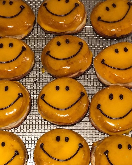 GOOD TOWN DOUGHNUTS on Instagram: “・ Good mornin. Today is the first day of October, have fun with a good smile😋 #goodtowndoughnuts  #vegandoughnuts #doughnutshop #doughnuts…” (92875)