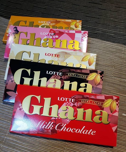 nacona on Instagram: “今日のおやつ♥️といっても、全部は食べませんが。ガーナも色々増えましたね☺️#ガーナチョコレート #chocolate” (94567)