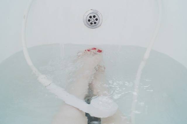 Free photo: Bath, Tub, Water, Bathroom, Shower - Free Image on Pixabay - 2576683 (46273)